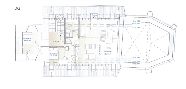 Grundriss Kirche DG, Turmzimmer, reguläres Schlafzimmer, Wohnzimmer, Bad, WCiss